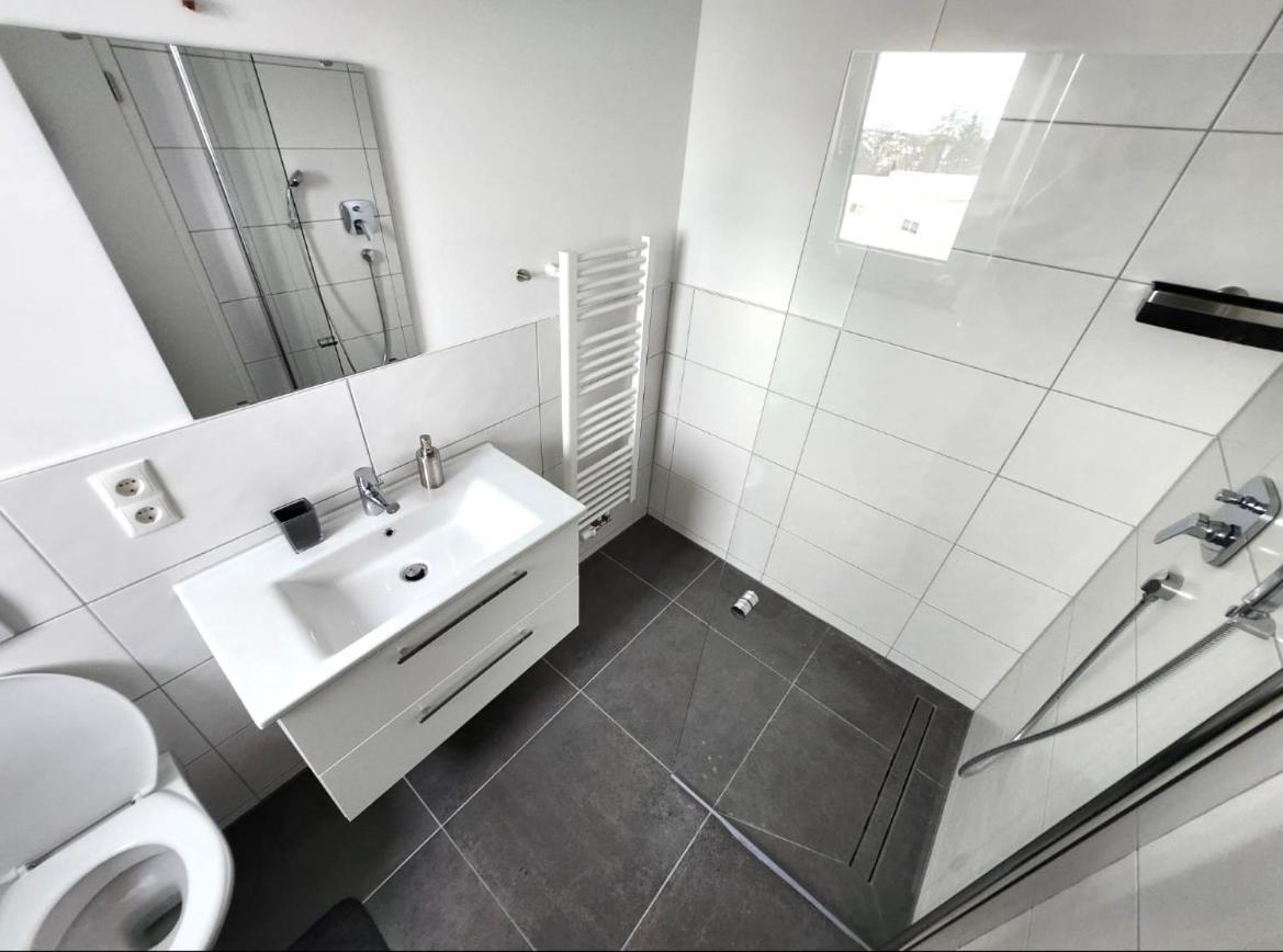 Modernes Apartment Mit Wifi, Aufzug & Kostenlos Parken El-Living Augsburg Exteriör bild